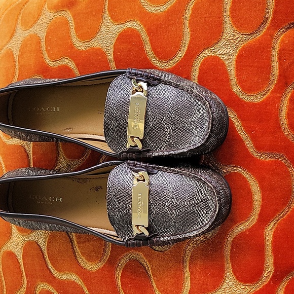 Coach Olive Loafer Signature Embossed Canvas Flat Size 7B Chestnut - Picture 3 of 8